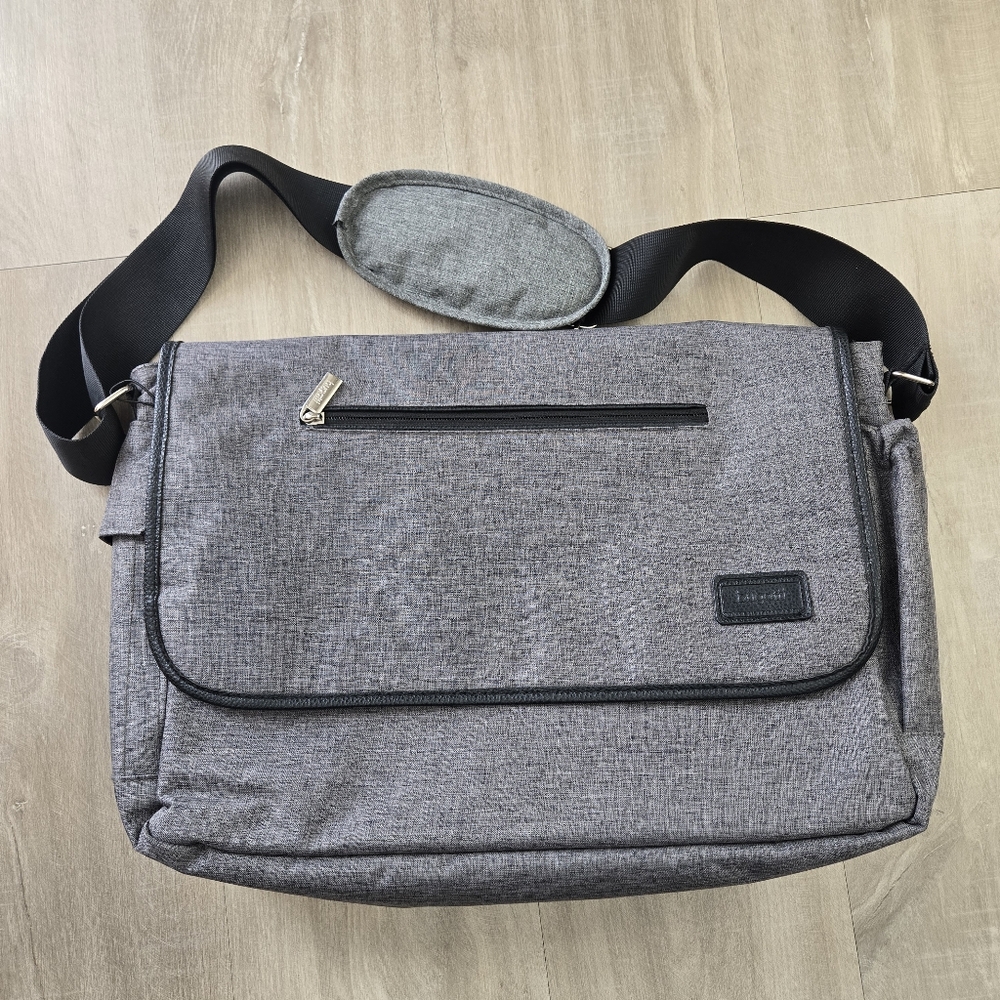 NWOT Bugatti Gray Diaper Bag
